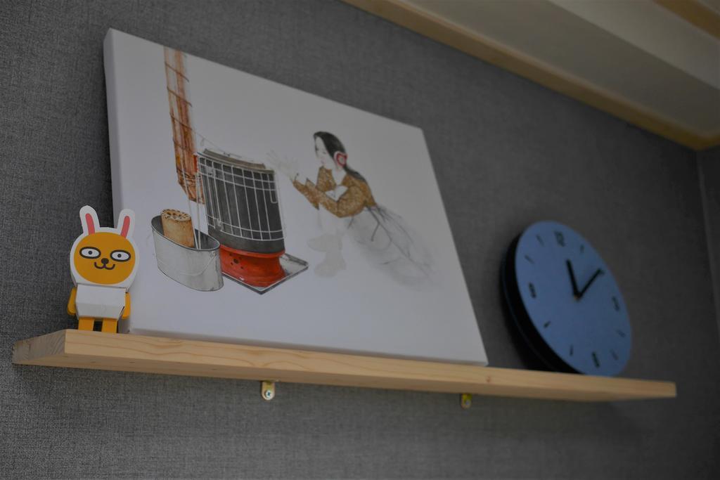 Red Stone Guesthouse Seoul Bagian luar foto