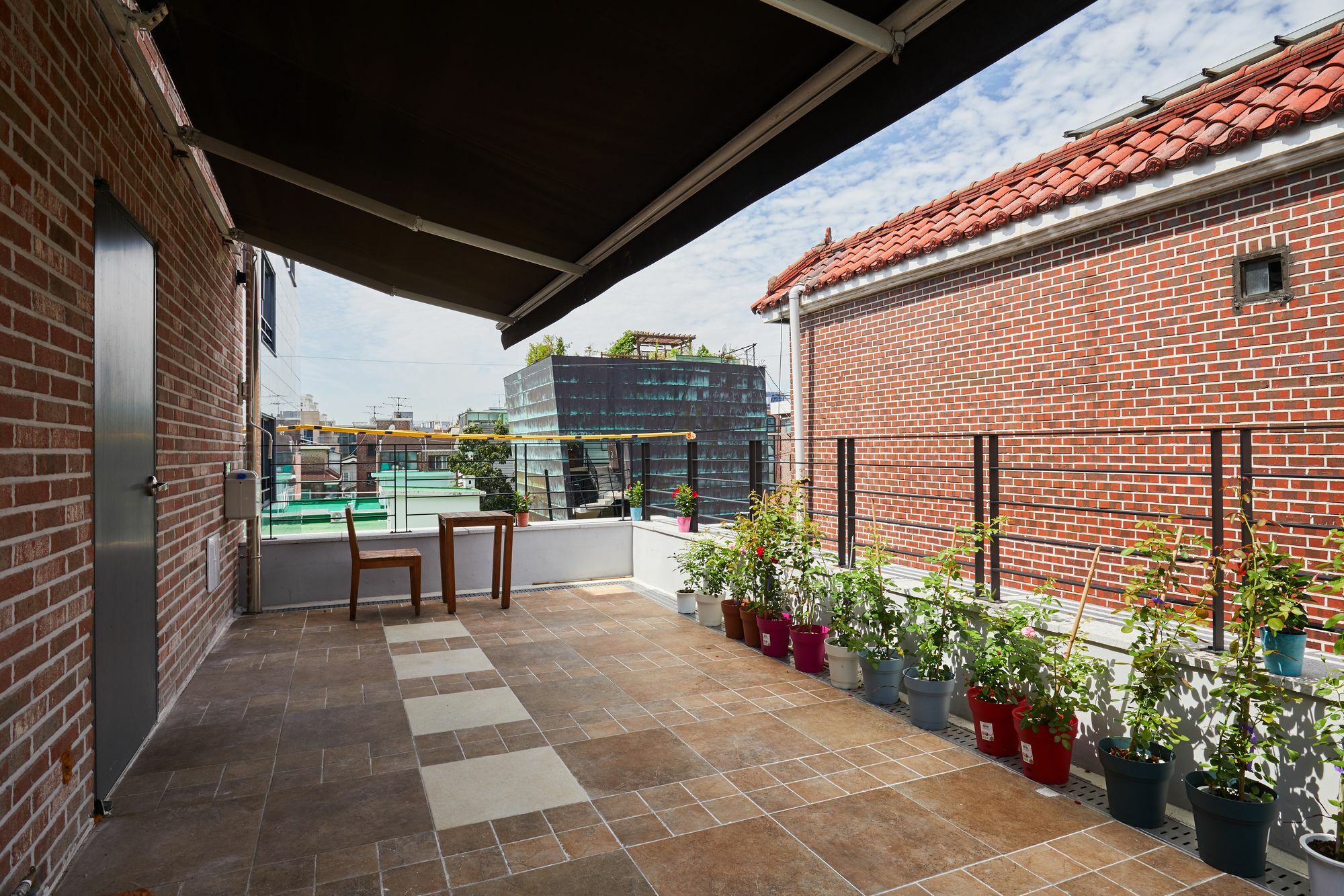 Red Stone Guesthouse Seoul Bagian luar foto